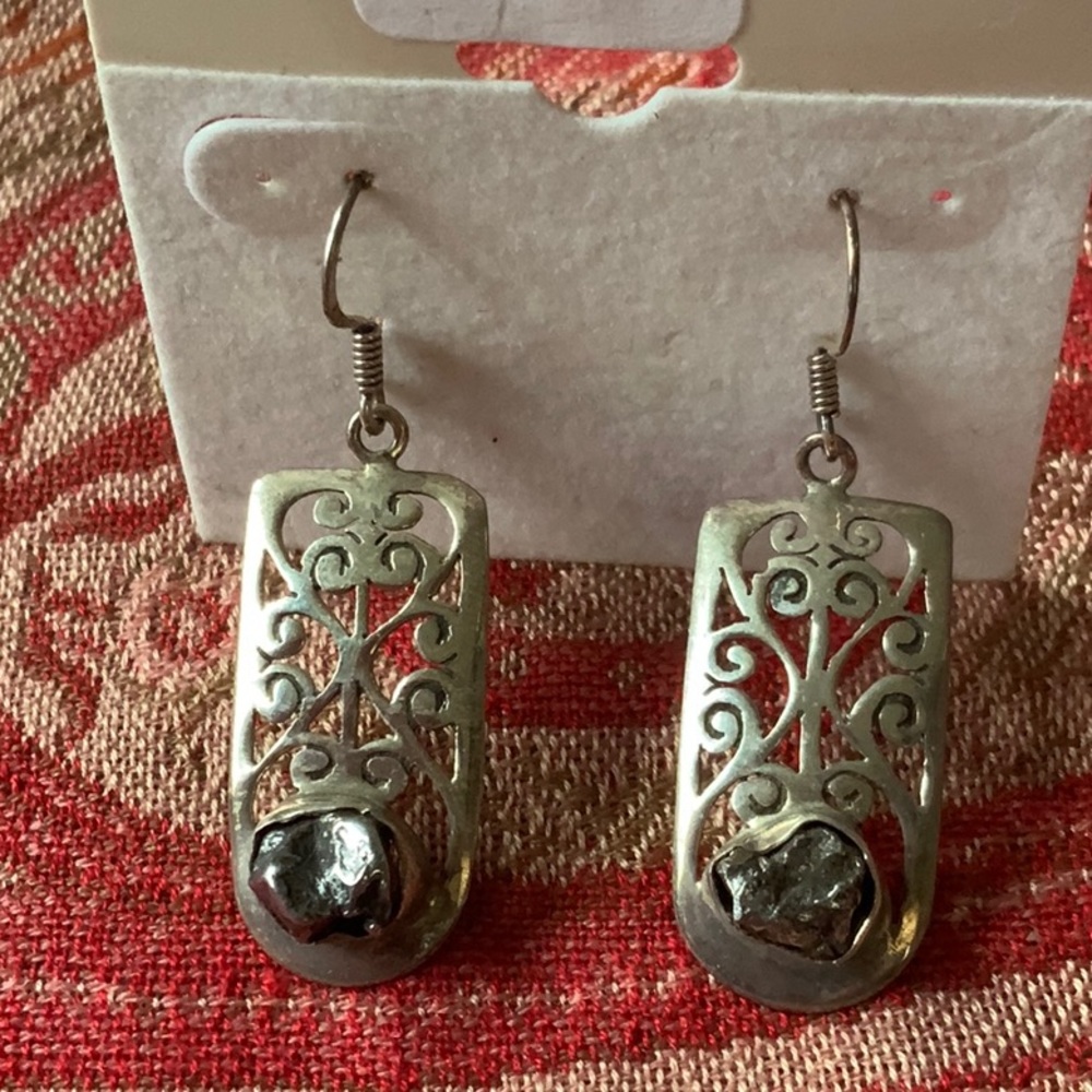 Meteorite Chip Sterling Filligree Drop Ear Rings